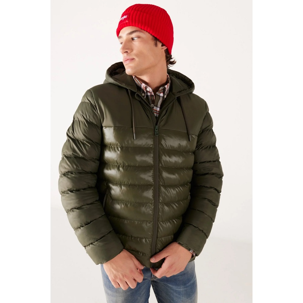 Wrangler Erkek Puffer Mont (W232008801) Haki